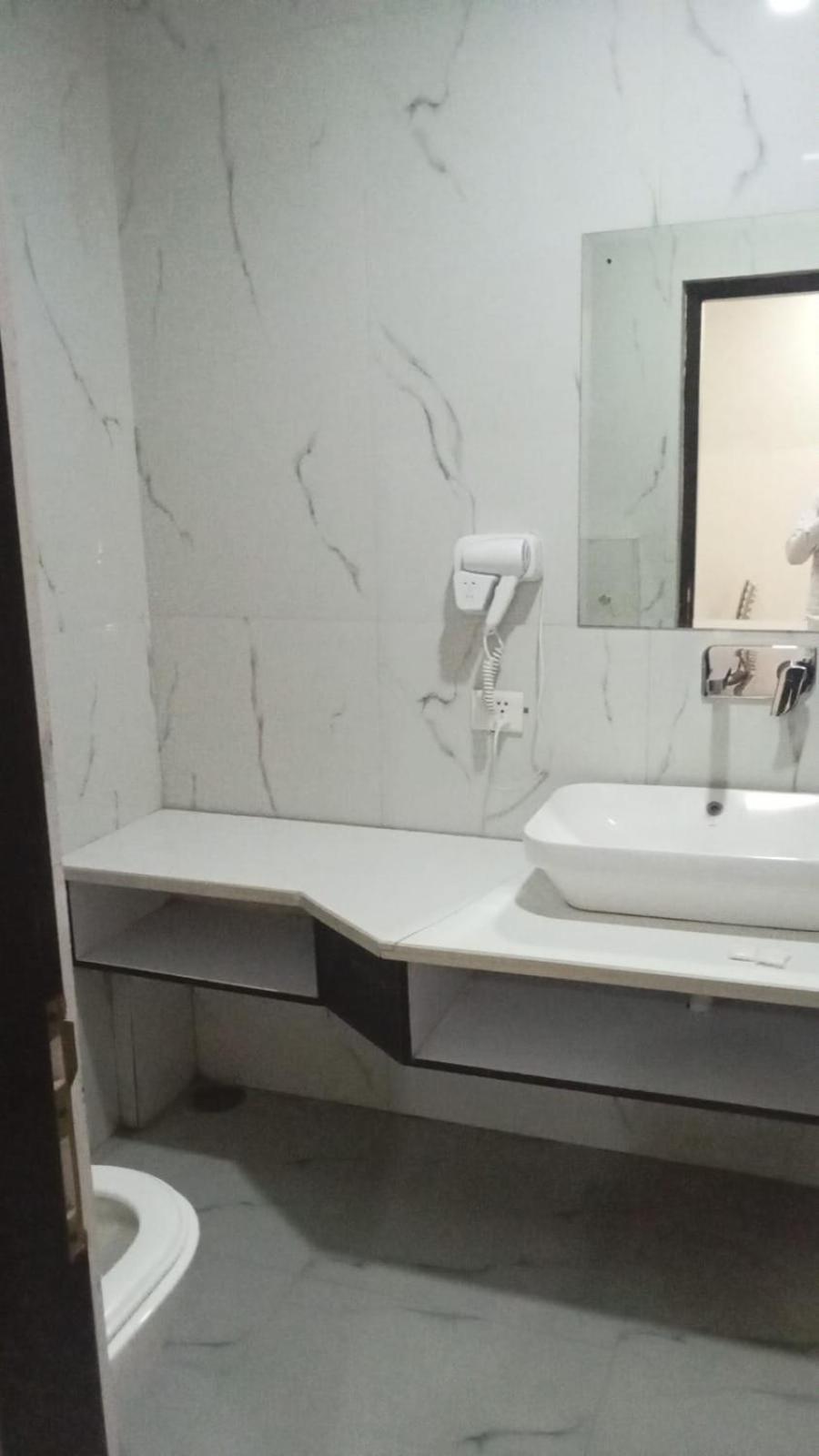 A Family Luxury Near Igi Airport 4*